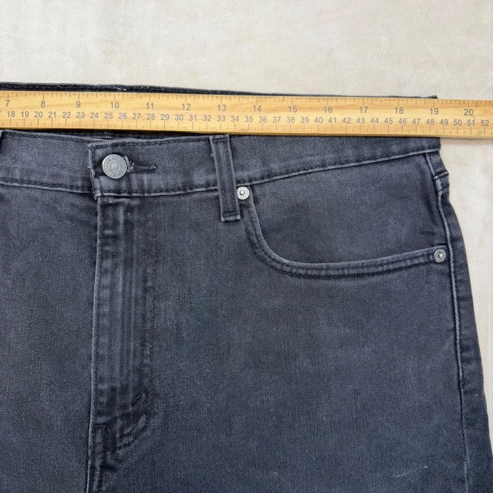 Levi's 502 Jeans Mens 36x30 Straight Leg Black Denim Pants